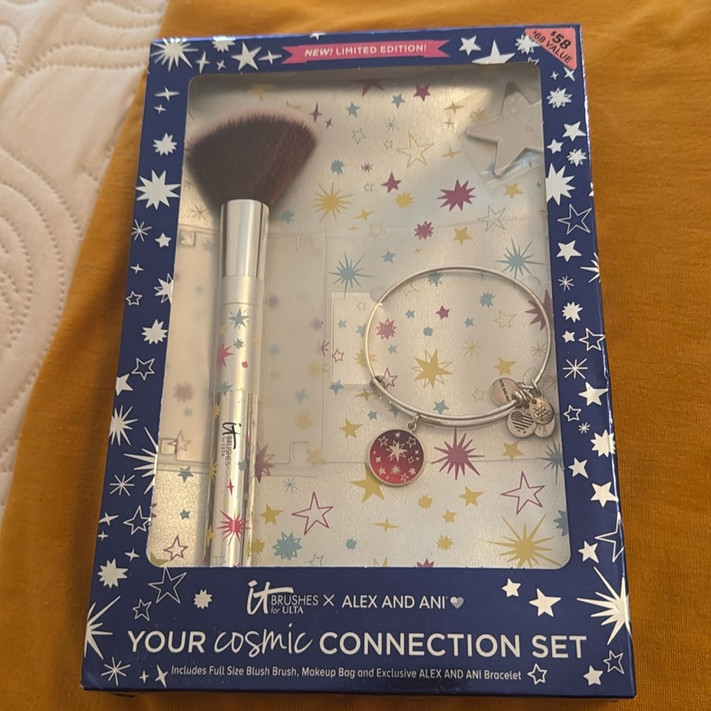 IT BRUSHES X ALEX & ANI YOUR COSMIC CONNECTION SET